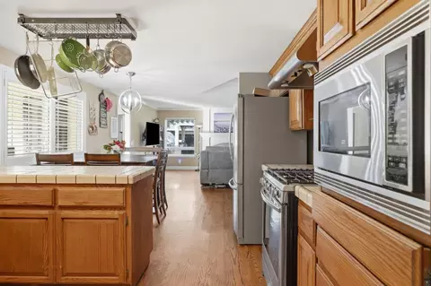 Entry Way - 7460 Miller Ave, Gilroy, CA 95020 photo 1 of 2