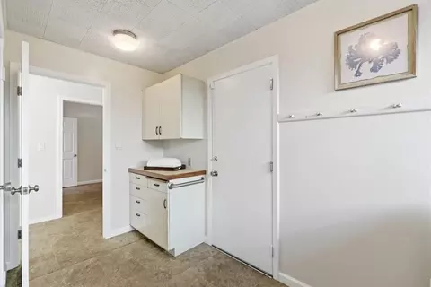 1747 Walnut Dr, Mountain View, CA 94040 photo 30