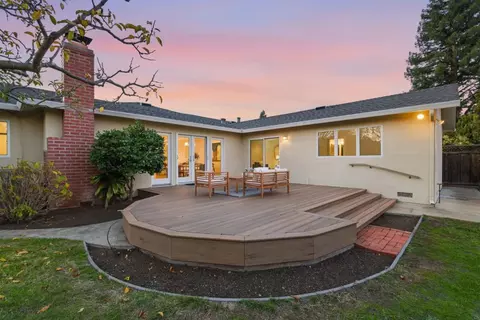 1747 Walnut Dr, Mountain View, CA 94040 photo 31