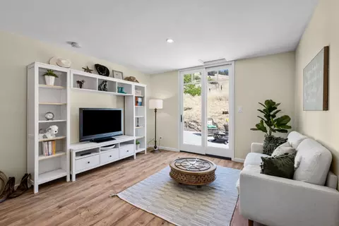 23785 Mckean Rd, San Jose, CA 95141