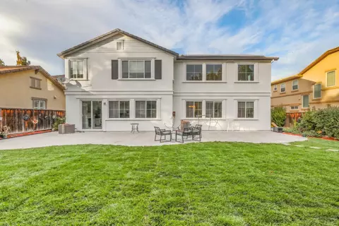 310 Ashlee Ave, Mountain House, CA 95391