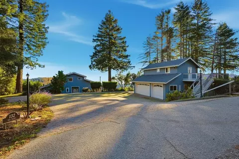 132 Pax Place Ct, Aptos, CA 95003