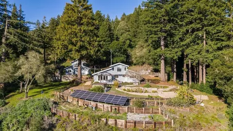 Exterior - 132 Pax Place Ct, Aptos, CA 95003 photo 9 of 12