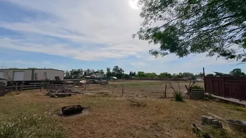 Exterior - 19650 Road 31, Madera, CA 93638 photo 22 of 29
