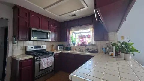 Kitchen - 19650 Road 31, Madera, CA 93638 photo 2 of 3