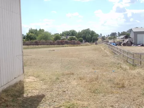 Exterior - 19650 Road 31, Madera, CA 93638 photo 7 of 29