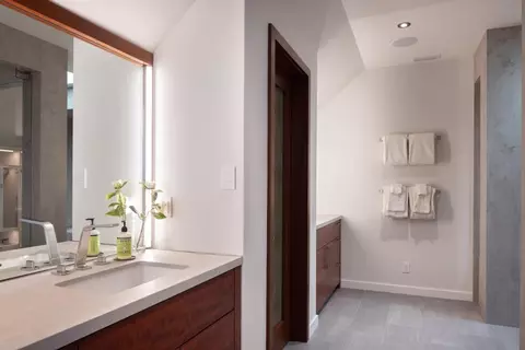 Bath - 3225 Macomber Dr, Pebble Beach, CA 93953 photo 1 of 3