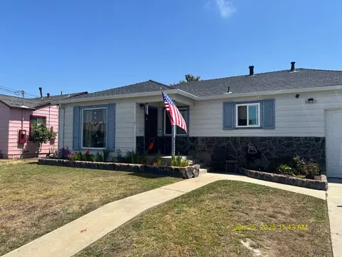 1101 Kimmel St, Salinas, CA 93905