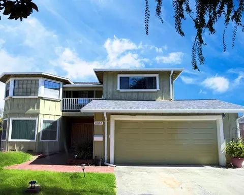 10166 Mclaren Pl, Cupertino, CA 95014
