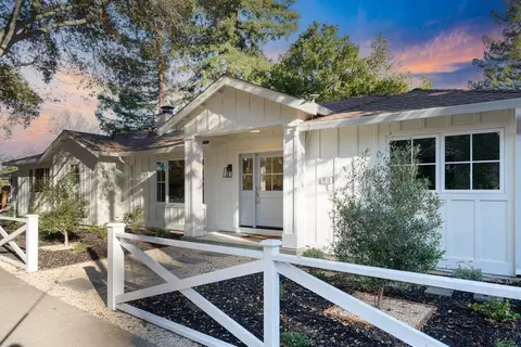 1010 Ringwood Ave, Menlo Park, CA 94025