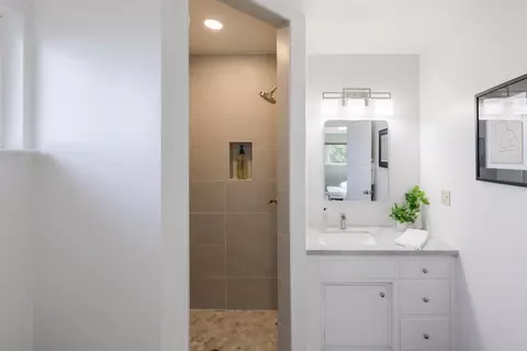 Bath - 602 Navarra Dr, Scotts Valley, CA 95066 photo 5 of 7