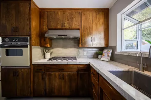 Kitchen - 602 Navarra Dr, Scotts Valley, CA 95066 photo 12 of 13