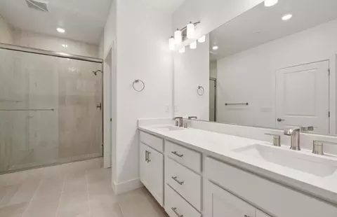 Bath - 1357 Lilac Way, Milpitas, CA 95035 photo 6 of 10