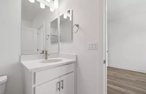 Bath - 1357 Lilac Way, Milpitas, CA 95035 photo 10 of 10