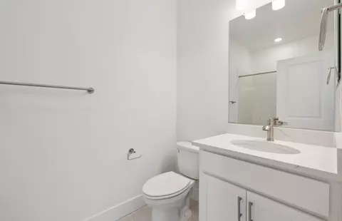 Bath - 1357 Lilac Way, Milpitas, CA 95035 photo 8 of 10