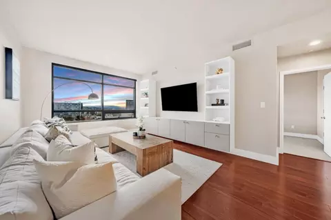 88 E San Fernando St 1403, San Jose, CA 95113