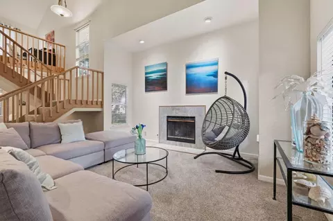 303 Dry Creek Rd, Aptos, CA 95003