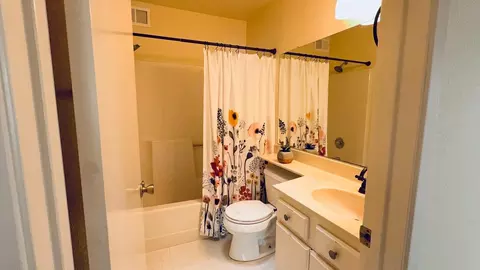 Bath - 1026 Highlander Dr, Seaside, CA 93955 photo 1 of 3