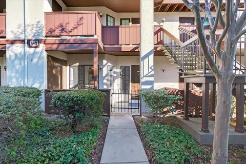 449 Costa Mesa Ter C, Sunnyvale, CA 94085
