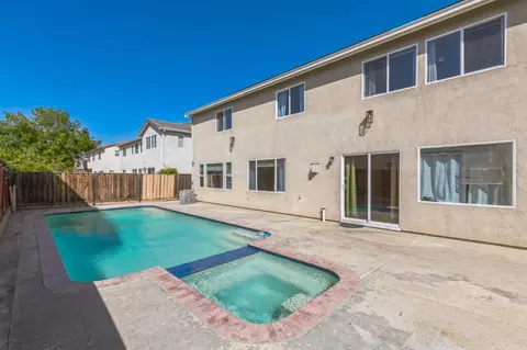 Exterior - 1512 Marigold Dr, Patterson, CA 95363 photo 3 of 3