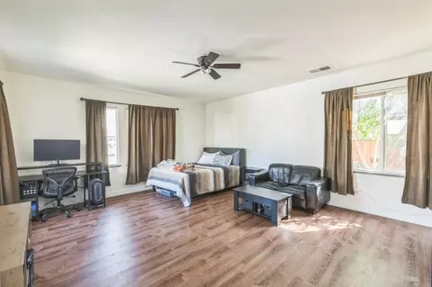 Bedroom - 1512 Marigold Dr, Patterson, CA 95363 photo 3 of 4