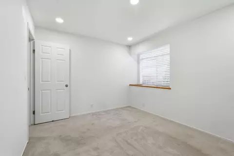 Bedroom - 1672 Bailey Dr, Ripon, CA 95366 photo 6 of 15