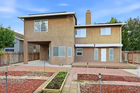 Exterior - 1672 Bailey Dr, Ripon, CA 95366 photo 10 of 11
