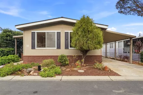 32 Quail Hollow Dr 32, San Jose, CA 95128