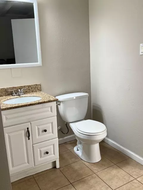 Bath - 2829 Hilltop Rd, Concord, CA 94520 photo 2 of 2
