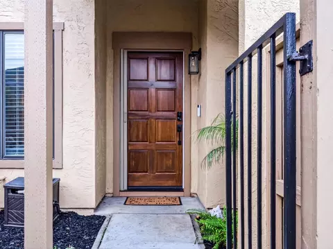 2084 Foxhall Loop, San Jose, CA 95125