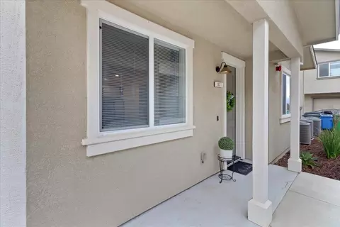 Exterior - 851 Mora Cir, Soledad, CA 93960 photo 1 of 6