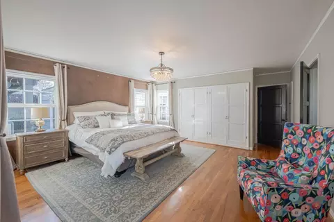 Bedroom - 247 Oak St, Salinas, CA 93901 photo 2 of 3
