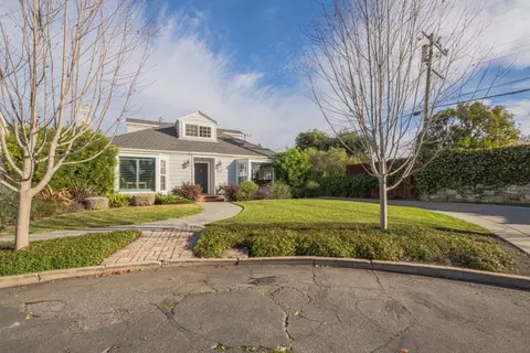 Exterior - 247 Oak St, Salinas, CA 93901 photo 2 of 9