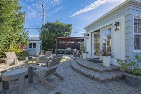 Exterior - 247 Oak St, Salinas, CA 93901 photo 6 of 9