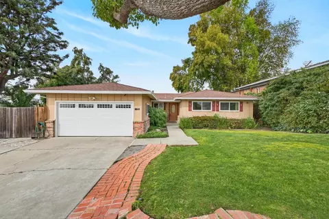 14705 E Hills Dr, San Jose, CA 95127