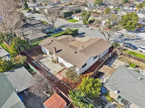 View/Area - 320 Coelho St, Milpitas, CA 95035 photo 2 of 5