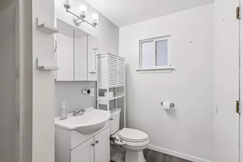 Bath - 320 Coelho St, Milpitas, CA 95035 photo 3 of 3