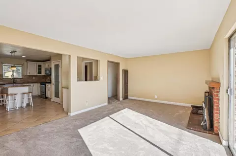 Living - 320 Coelho St, Milpitas, CA 95035 photo 3 of 4