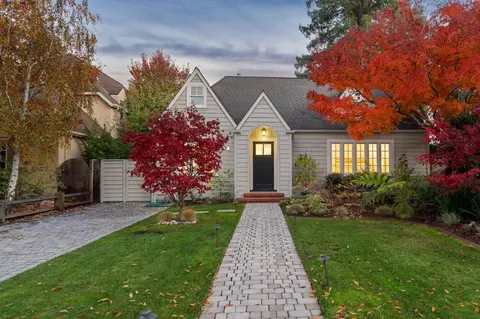 1131 Oxford Rd, Burlingame, CA 94010