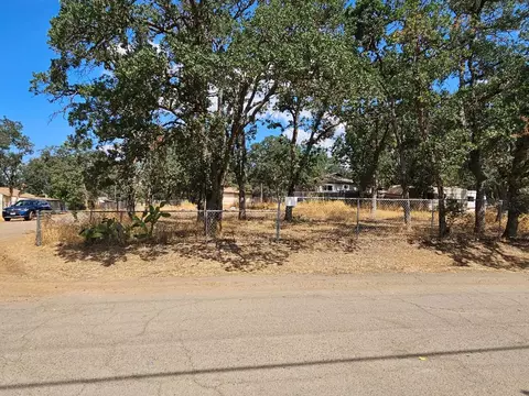 16372 32nd Ave, Clearlake, CA 95422