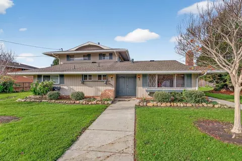 1803 Halterman Ave, Santa Cruz, CA 95062