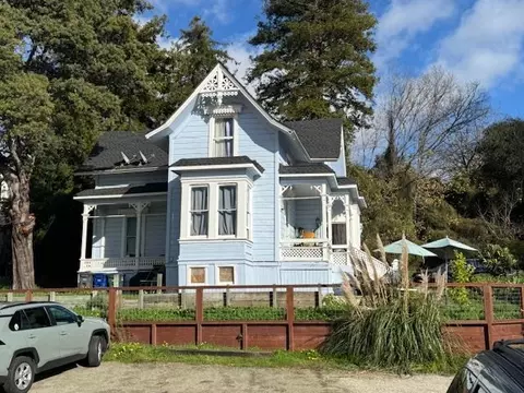338 Ocean St, Santa Cruz, CA 95060
