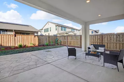 Exterior - 17533 Pegasus, Lathrop, CA 95330 photo 6 of 12