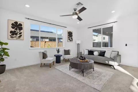 Living - 17533 Pegasus, Lathrop, CA 95330 photo 2 of 2