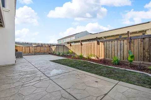 Exterior - 17533 Pegasus, Lathrop, CA 95330 photo 7 of 12