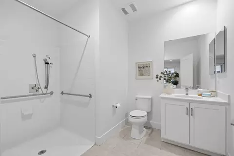Bath - 37598 Cape Cod Rd, Newark, CA 94560 photo 1 of 12