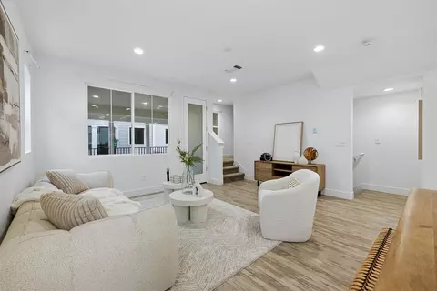Living - 37598 Cape Cod Rd, Newark, CA 94560 photo 4 of 4