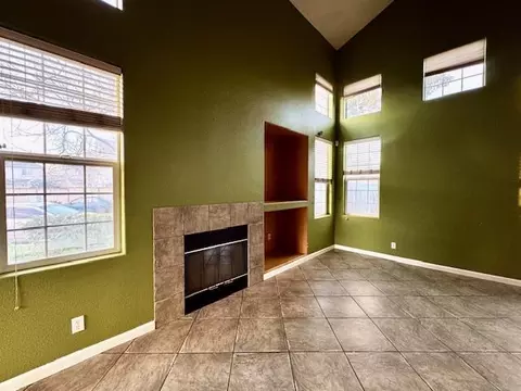 Living - 1918 Bradbury St, Salinas, CA 93906 photo 2 of 6