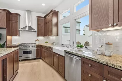 Kitchen - 606 Allerton Loop, Campbell, CA 95008 photo 4 of 4