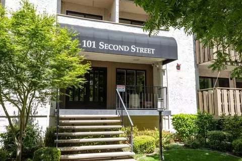 101 2nd St 2, Los Altos, CA 94022